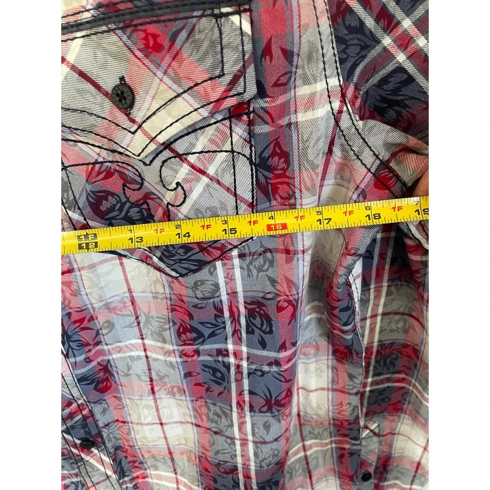 Rock Revival Men's M Embroidered Plaid Floral Button Down Shirt BLE2202L Western - Picture 9 of 10